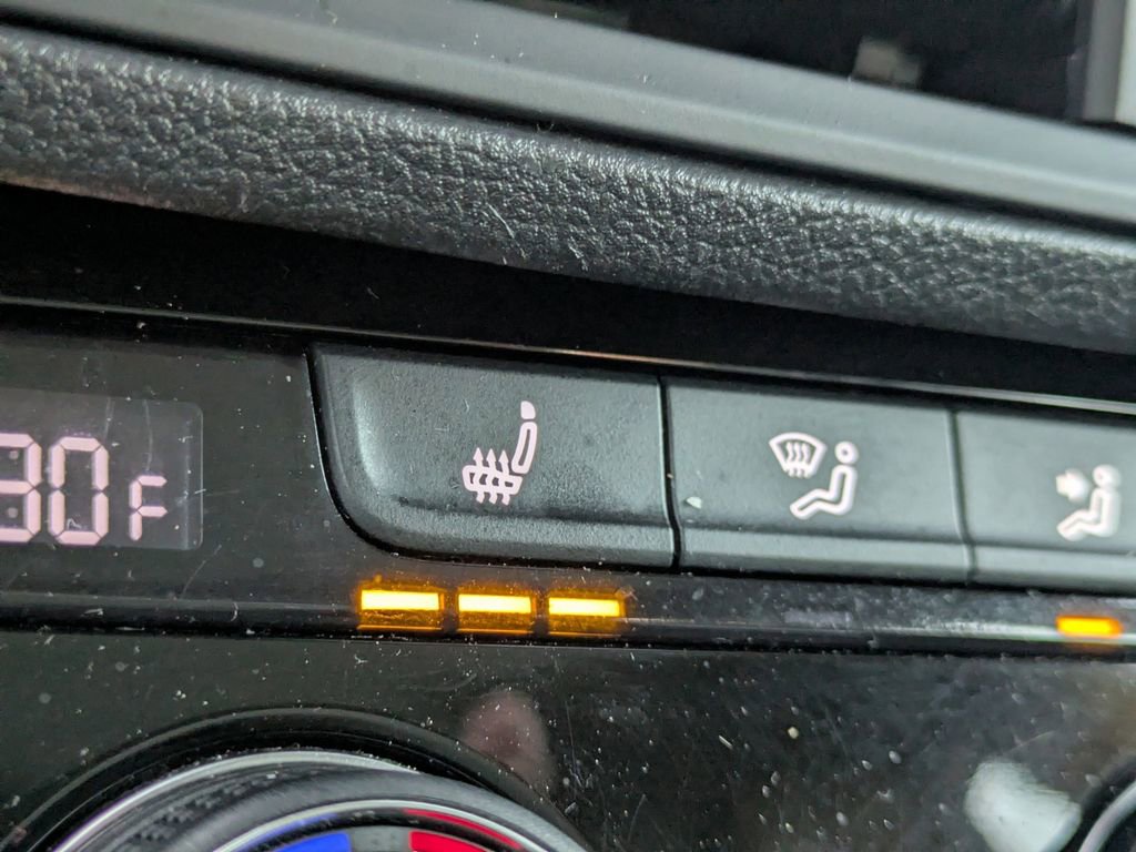 Certified 2024 Volkswagen Jetta SE image 22