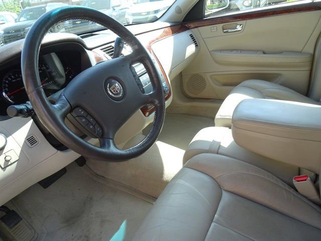 Used 2007 Cadillac DTS Luxury I FWD image 13
