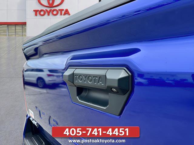 Used 2024 Toyota Tacoma SR5 AWD/4WD image 32