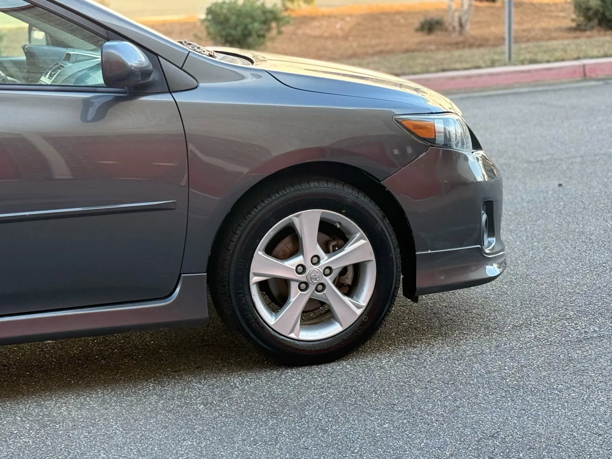 Used 2012 Toyota Corolla S image 8