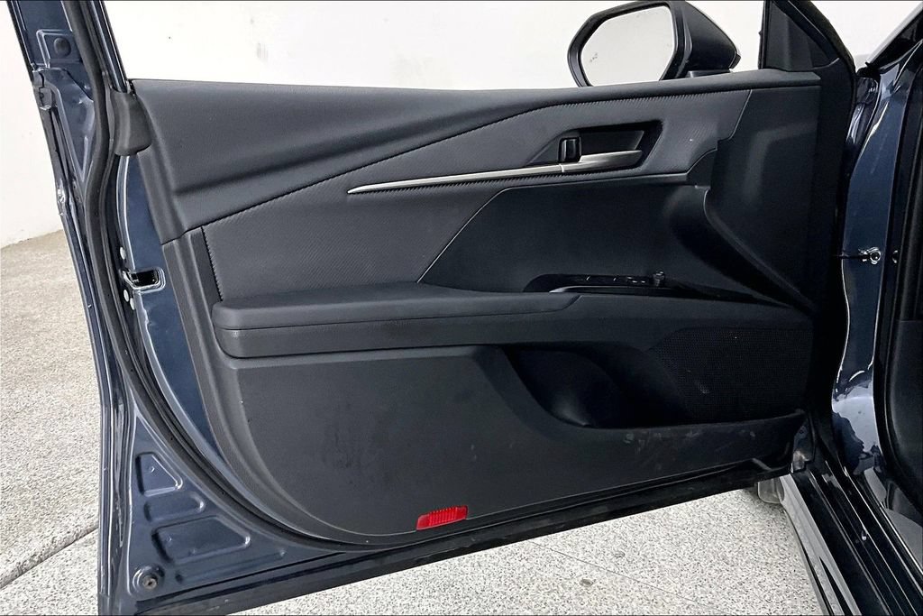 Used 2026 Toyota Camry SE w/ Convenience Package FWD image 18