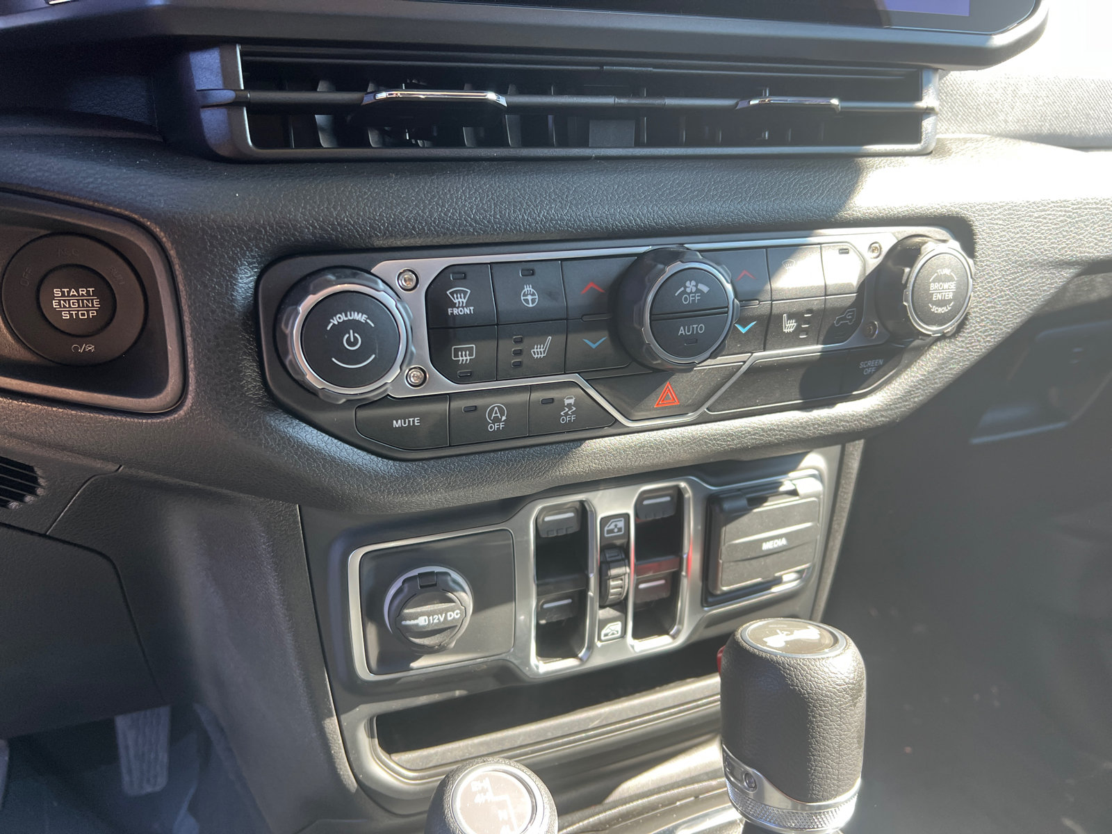 New 2025 Jeep Wrangler Unlimited Sport AWD/4WD image 24