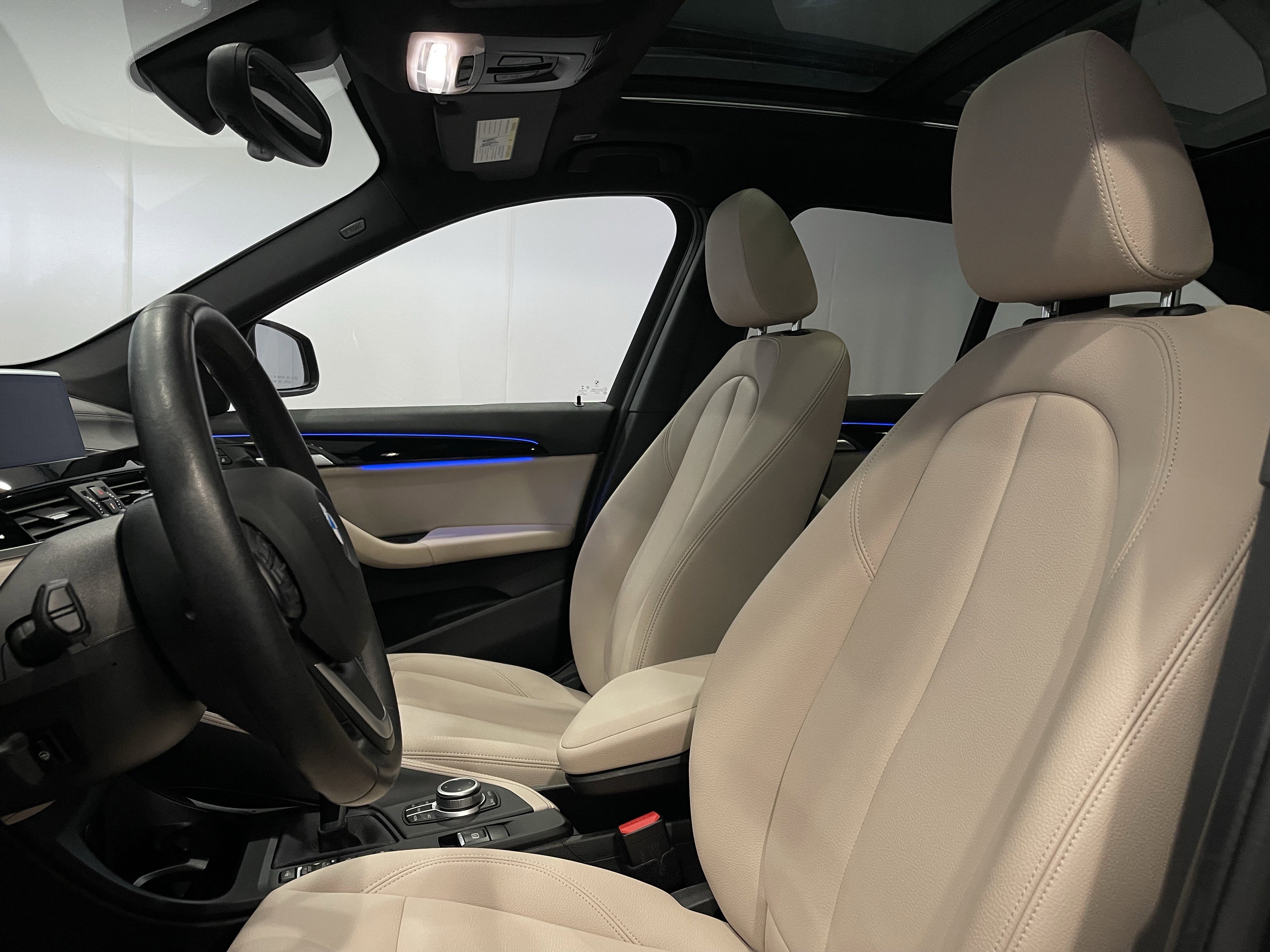 Used 2021 BMW X1 xDrive28i w/ Convenience Package AWD/4WD image 15