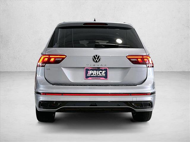 Used 2023 Volkswagen Tiguan SE R-Line FWD image 4