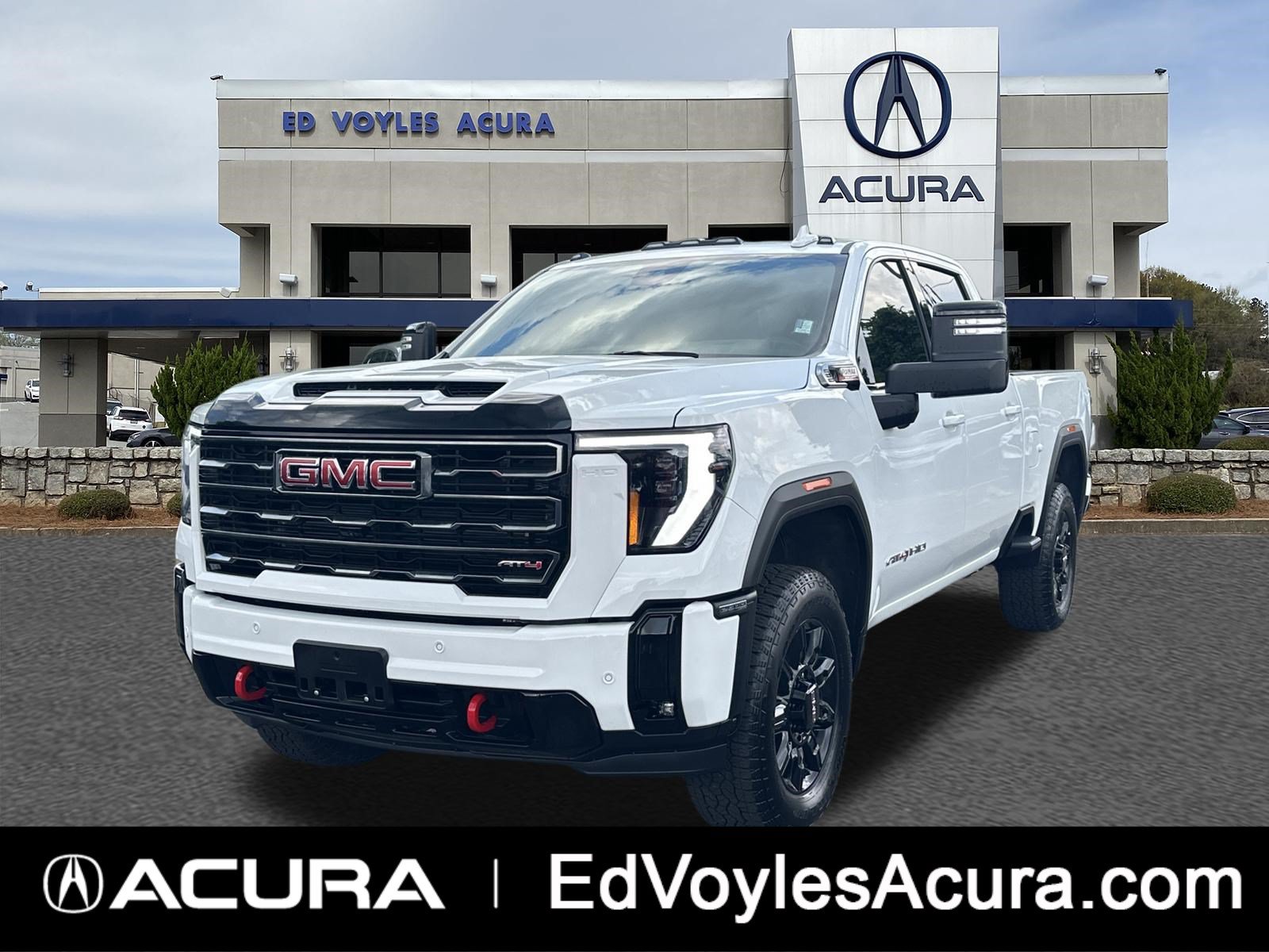 Used 2025 GMC Sierra 2500 AT4 AWD/4WD image 1