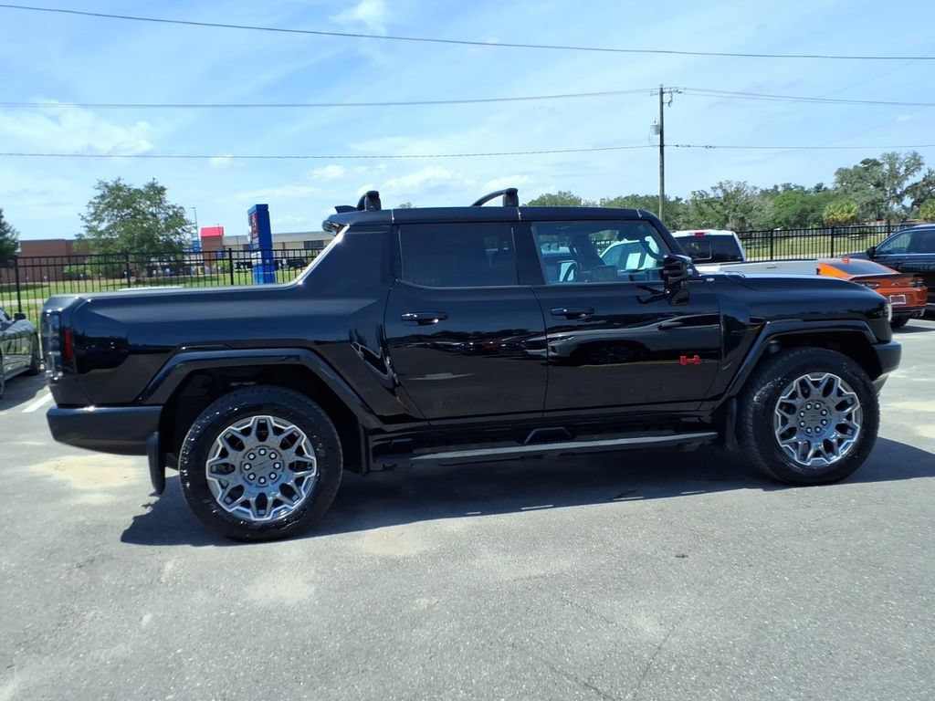 Used 2025 GMC Hummer EV 3X w/ LPO, Sport Package AWD/4WD image 8