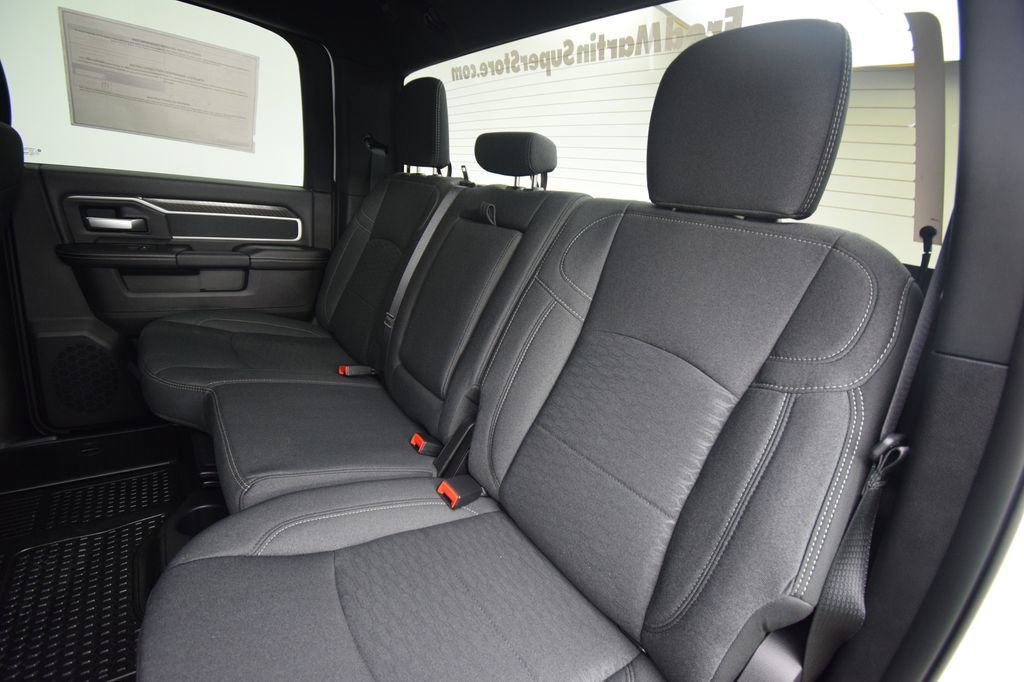 New 2026 RAM 2500 Big Horn AWD/4WD image 34