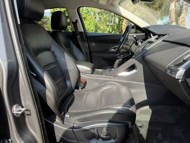 Used 2019 Jaguar E-PACE SE AWD/4WD image 35