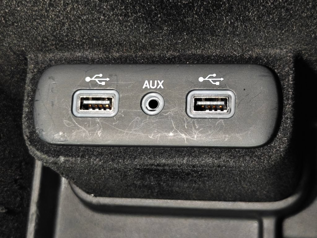 Used 2018 Dodge Charger SXT RWD image 41