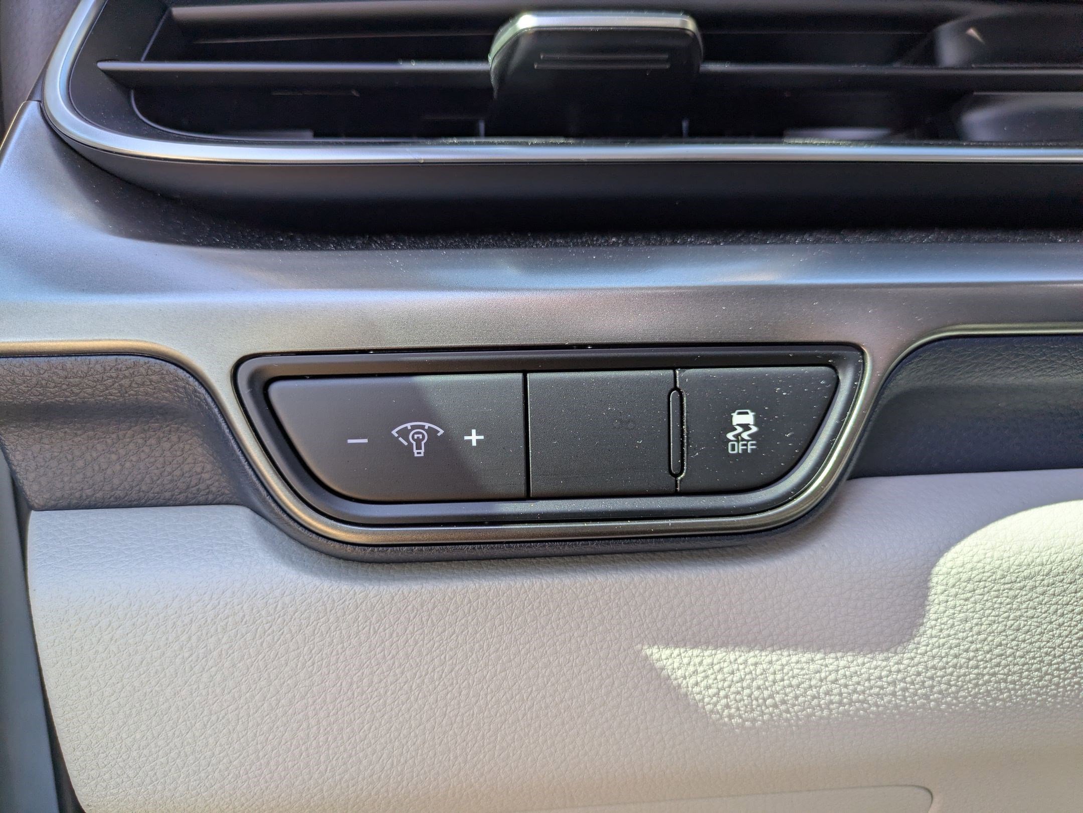 Used 2026 Kia Carnival SX Prestige FWD image 24