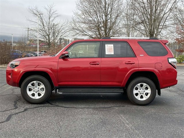 Used 2024 Toyota 4Runner SR5 Premium image 2
