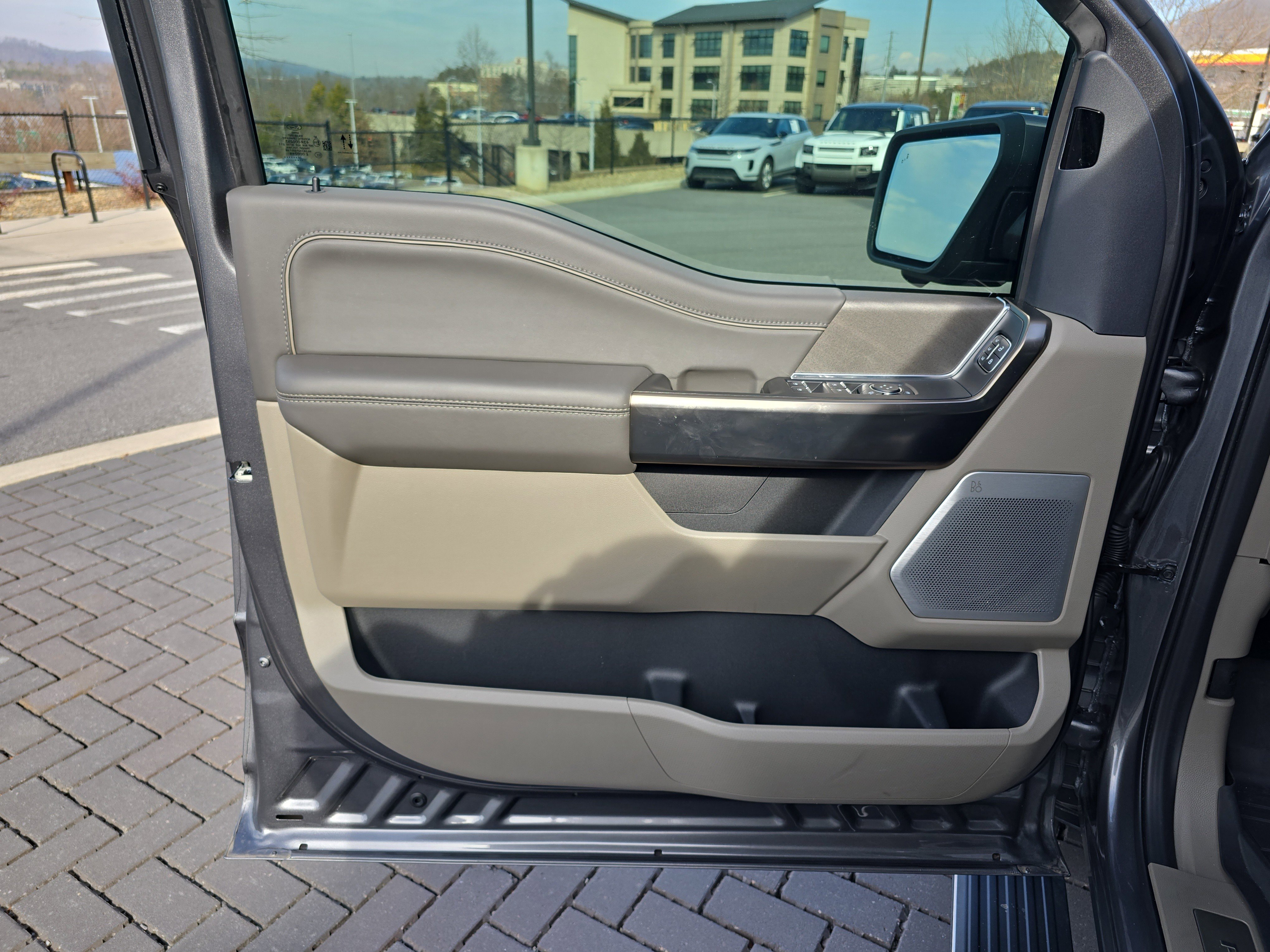 Used 2024 Ford F150 Platinum w/ Equipment Group 703A Plus image 19