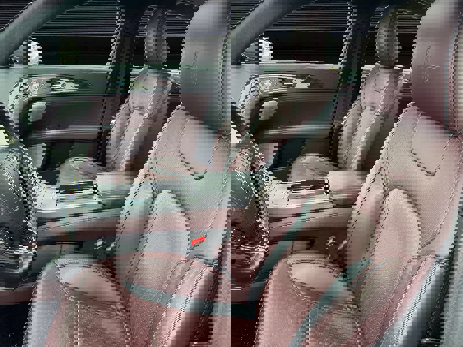 Used 2018 Lincoln MKZ Black Label w/ Technology Package image 2