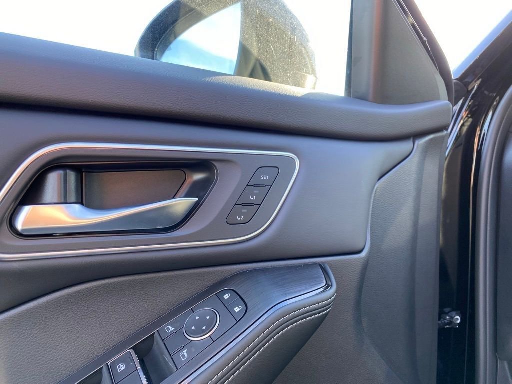 New 2026 Nissan Rogue Platinum w/ Platinum Premium Package image 13