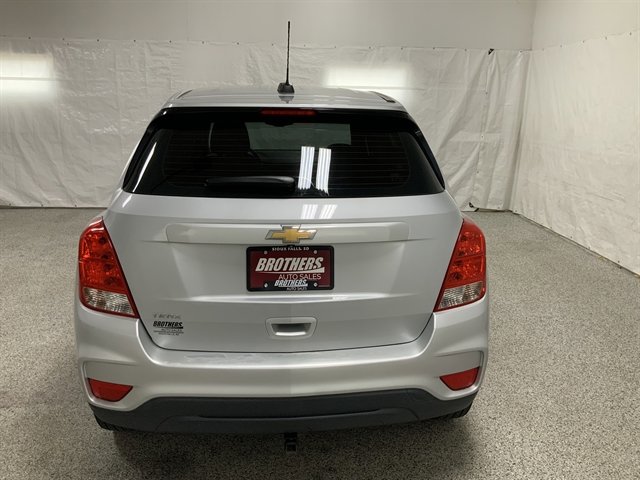 Used 2018 Chevrolet Trax LS w/ LPO, Cargo Package FWD image 6