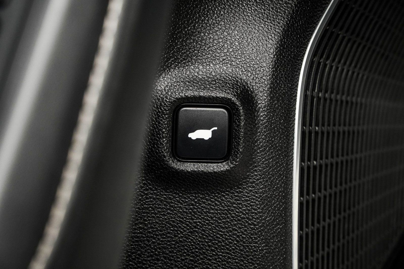 Used 2024 Acura MDX FWD w/ Technology Package image 30