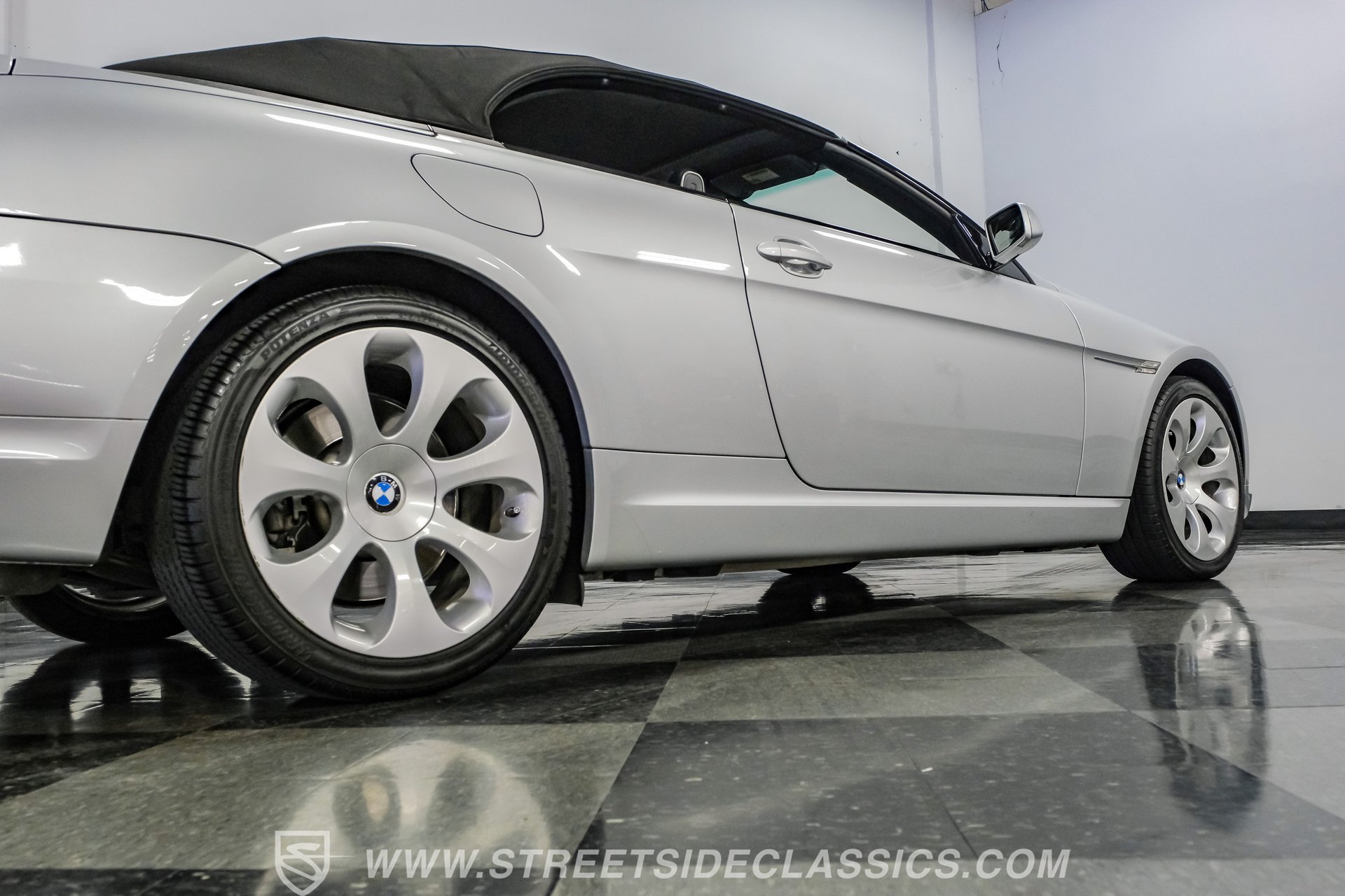 Used 2007 BMW 650i Convertible RWD image 28