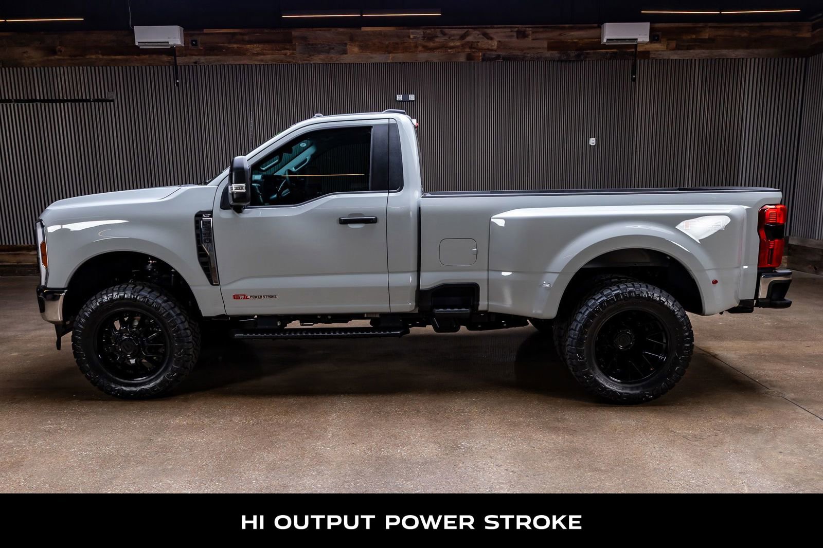 Used 2026 Ford F350 XLT image 6