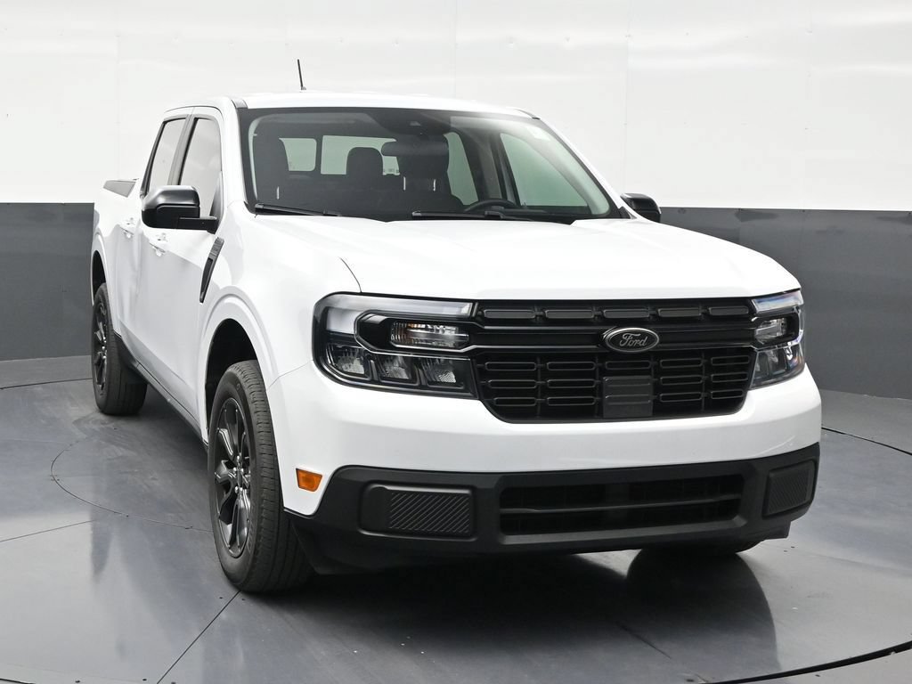 Used 2024 Ford Maverick Lariat w/ Black Appearance Package FWD image 7