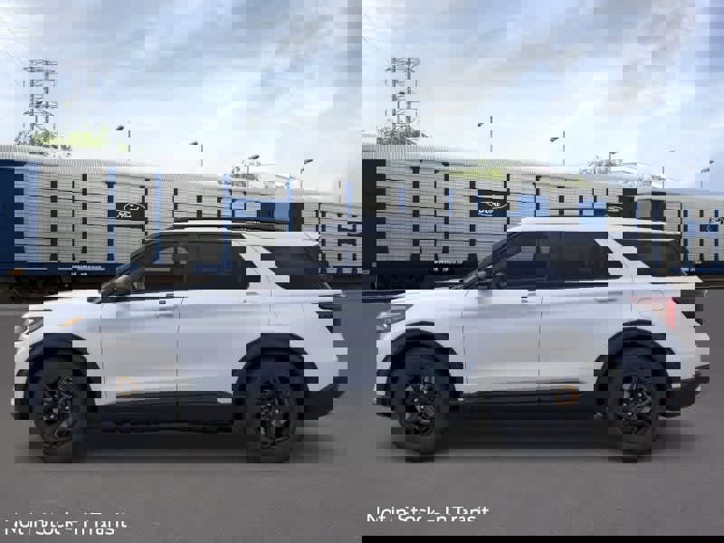 New 2026 Ford Explorer Tremor image 3