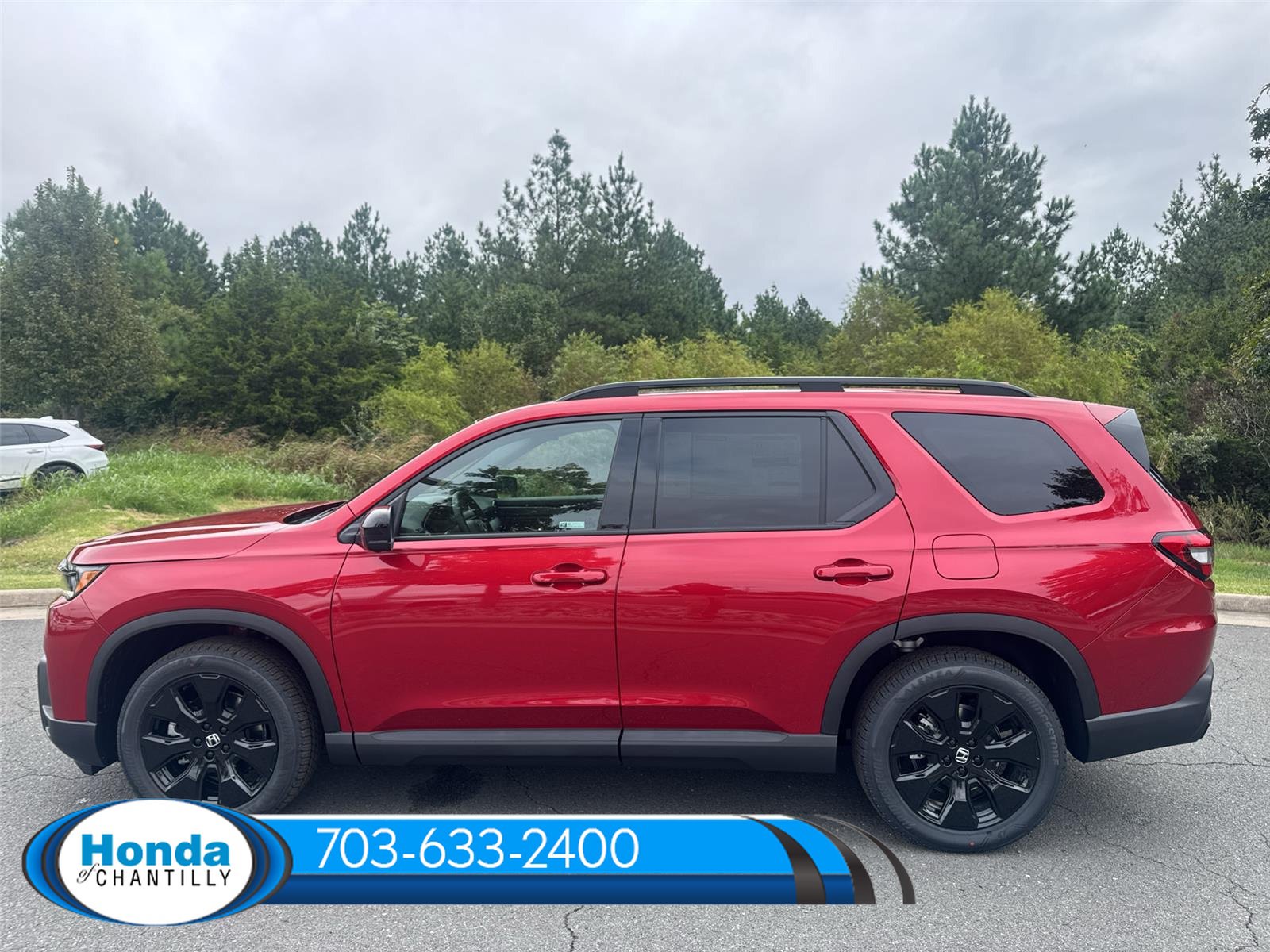 New 2026 Honda Pilot Black Edition image 4
