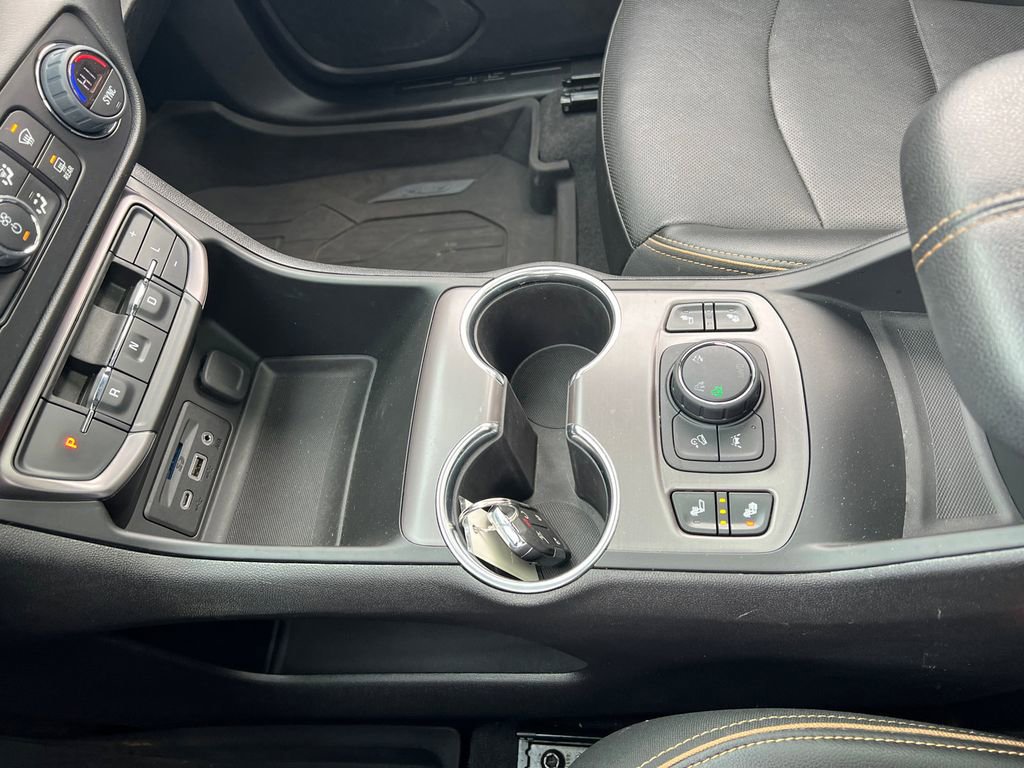 Used 2022 GMC Terrain AT4 w/ LPO, Floor Liner Package image 24