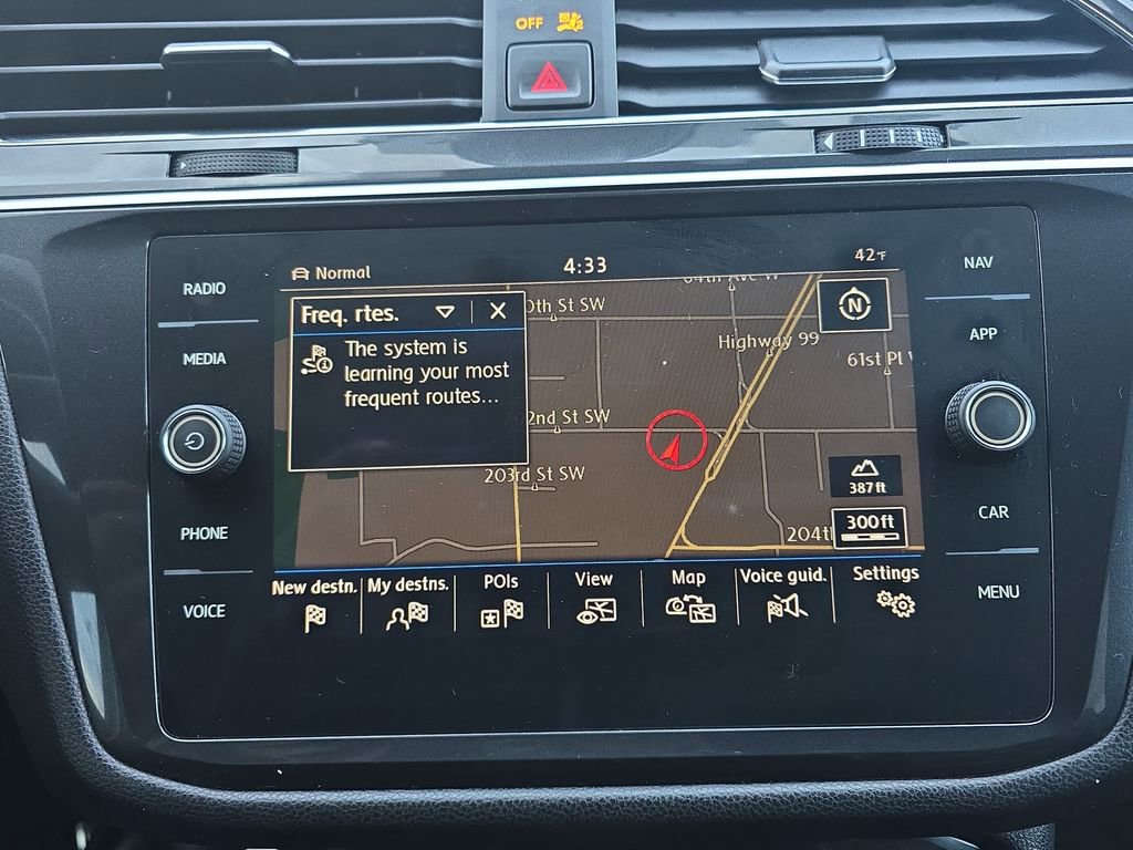 Used 2019 Volkswagen Tiguan S image 22