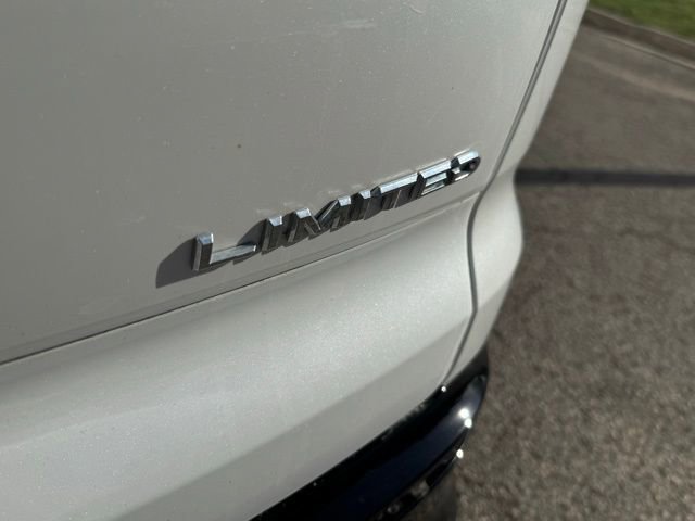 Used 2025 Toyota Crown Signia image 44