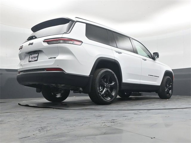 New 2025 Jeep Grand Cherokee L Limited w/ Black Appearance Package image 43