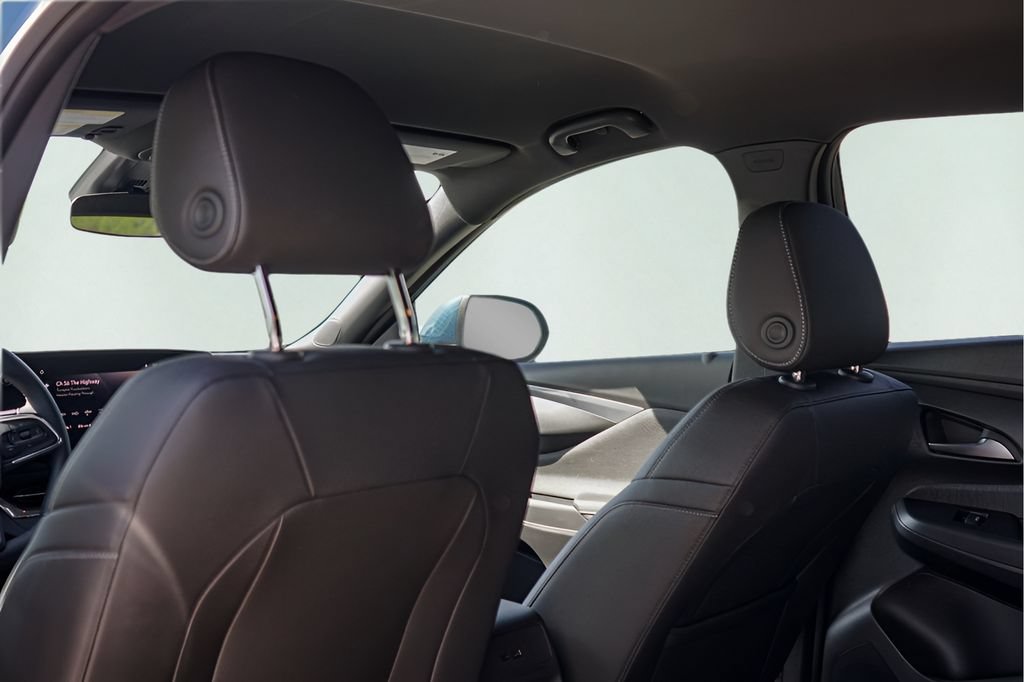 New 2026 Buick Envista Sport Touring w/ Convenience I Package FWD image 19
