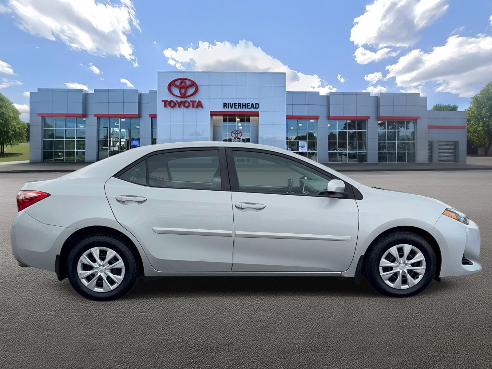 Used 2019 Toyota Corolla L w/ Body Protection Package FWD image 4