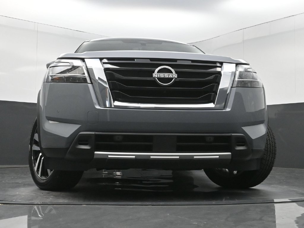 Used 2023 Nissan Pathfinder Platinum AWD/4WD image 30