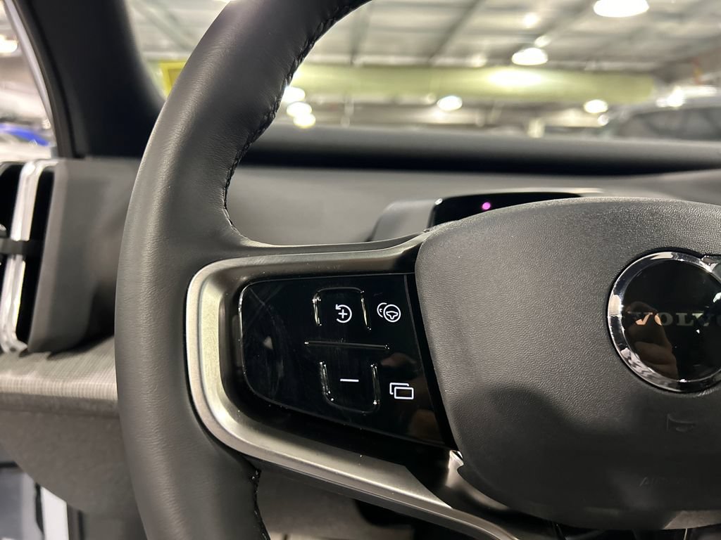 Certified 2025 Volvo EX30 Ultra w/ Climate Package AWD/4WD image 13