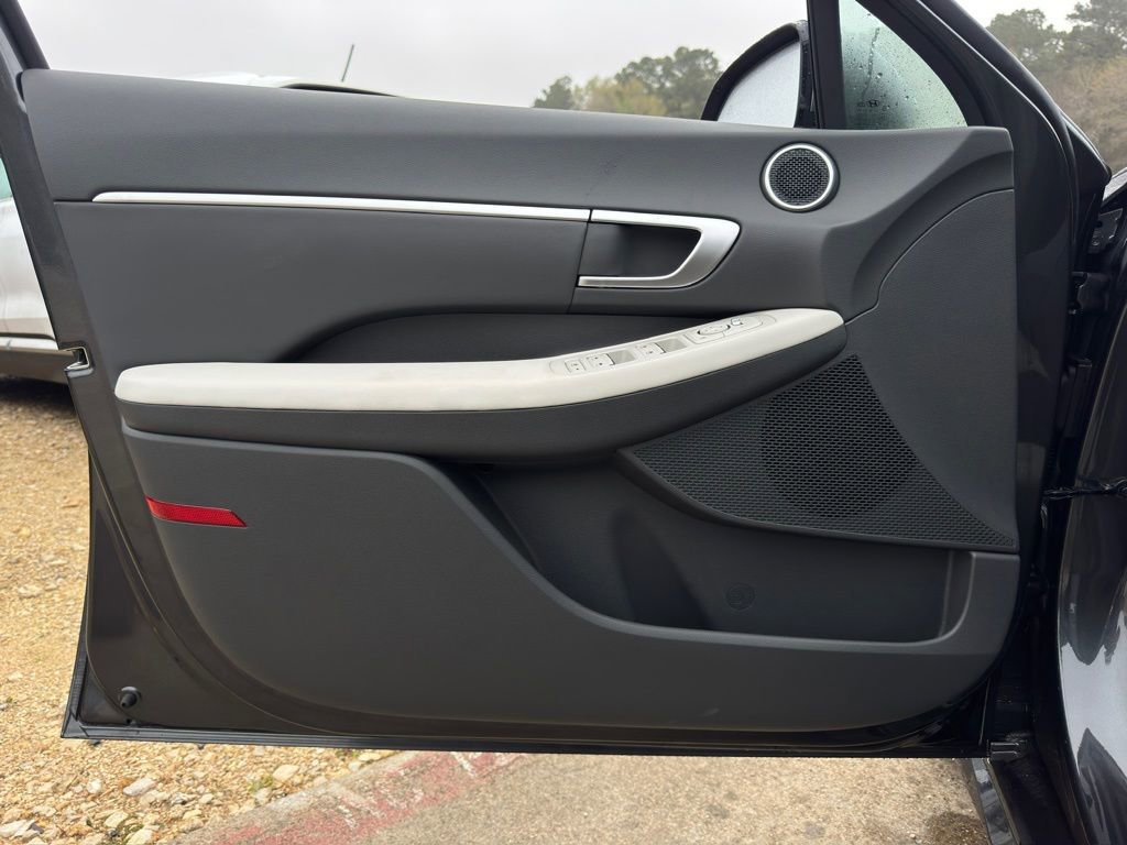 New 2026 Hyundai Sonata SEL FWD image 19