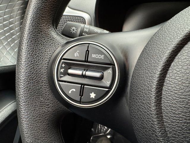 Used 2023 Kia Soul LX w/ LX Technology Package image 15