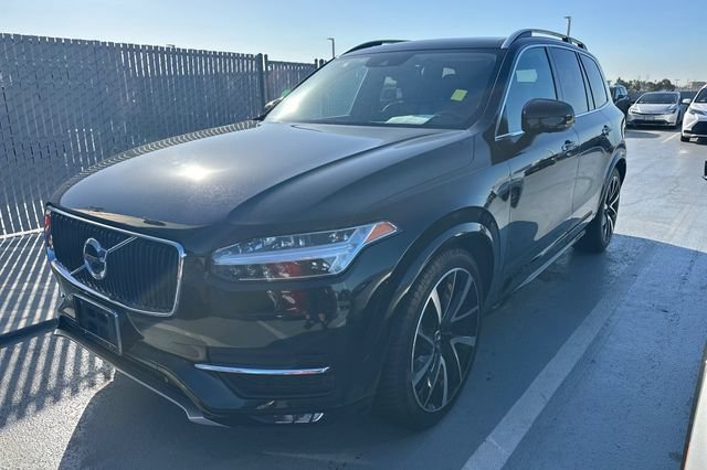 Used 2019 Volvo XC90 T6 Momentum w/ Protection Package Premier AWD/4WD image 1