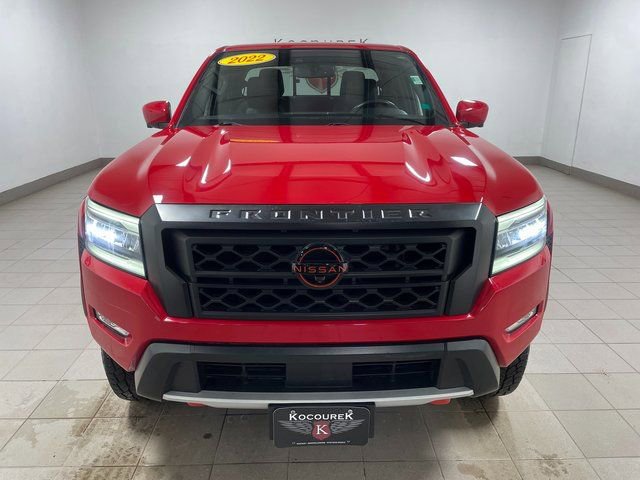 Used 2022 Nissan Frontier PRO-4X image 2