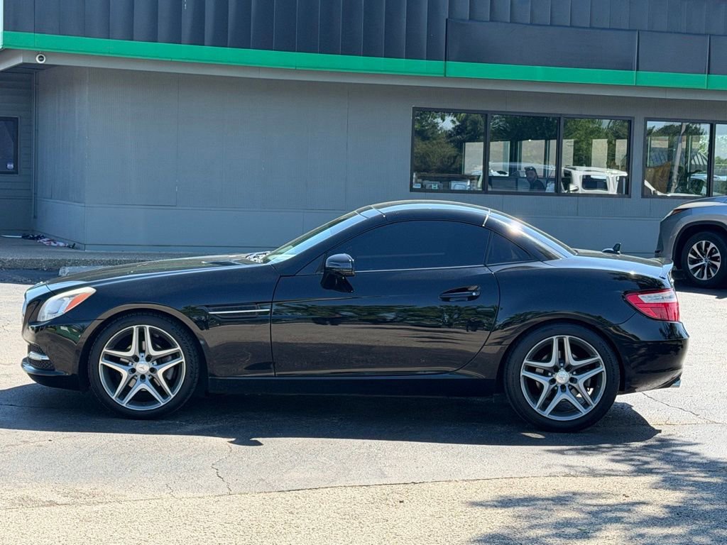 Used 2013 Mercedes-Benz SLK 250 image 3