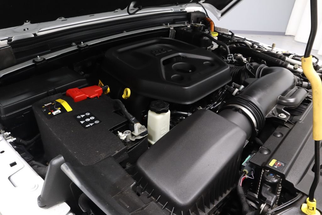Used 2024 Jeep Wrangler High Altitude AWD/4WD image 15