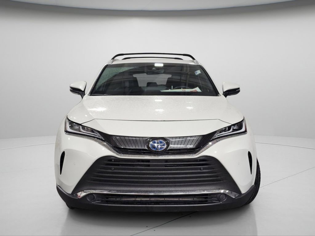 Certified 2021 Toyota Venza XLE w/ Softex Package image 3