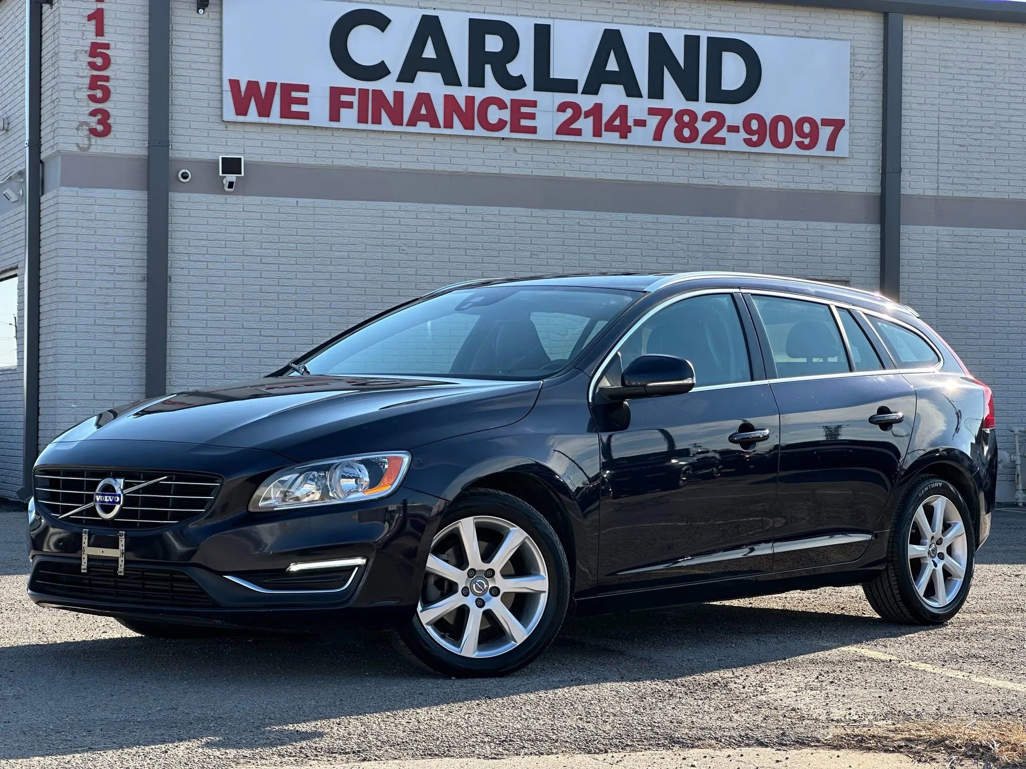 Used 2017 Volvo V60 T5 Premier w/ Convenience Package