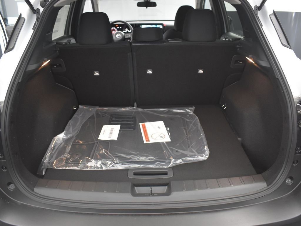 New 2026 Nissan Kicks SV image 32