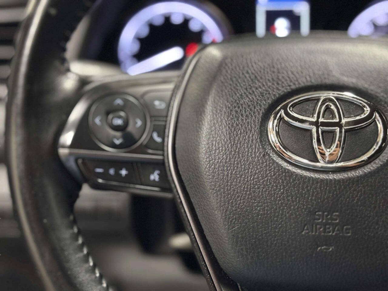 Used 2021 Toyota Camry SE FWD image 27