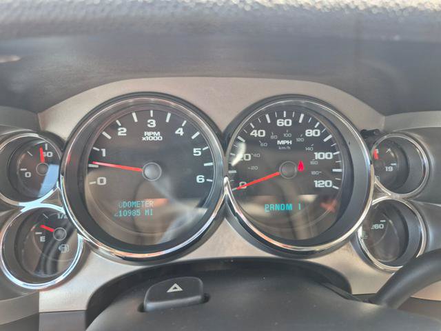 Used 2010 Chevrolet Silverado 2500 LT w/ Interior Plus Package AWD/4WD image 15