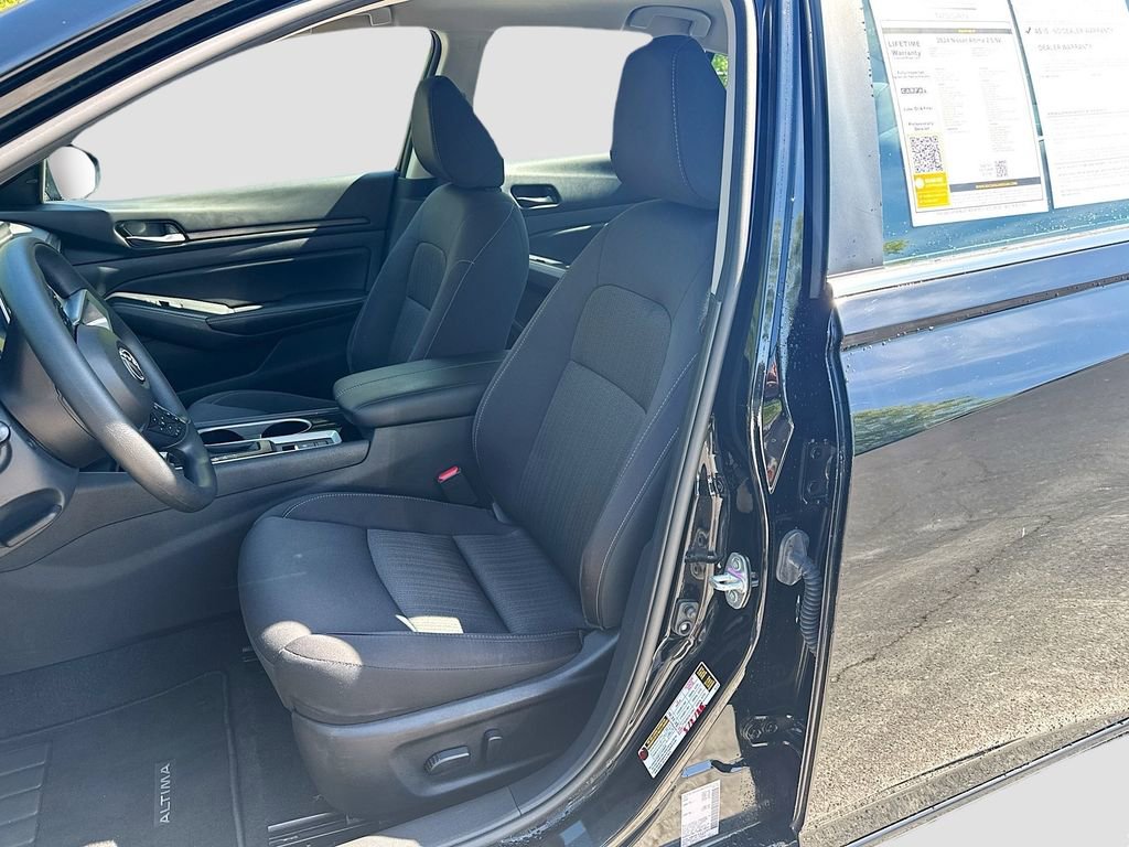 Certified 2024 Nissan Altima 2.5 SV AWD/4WD image 30