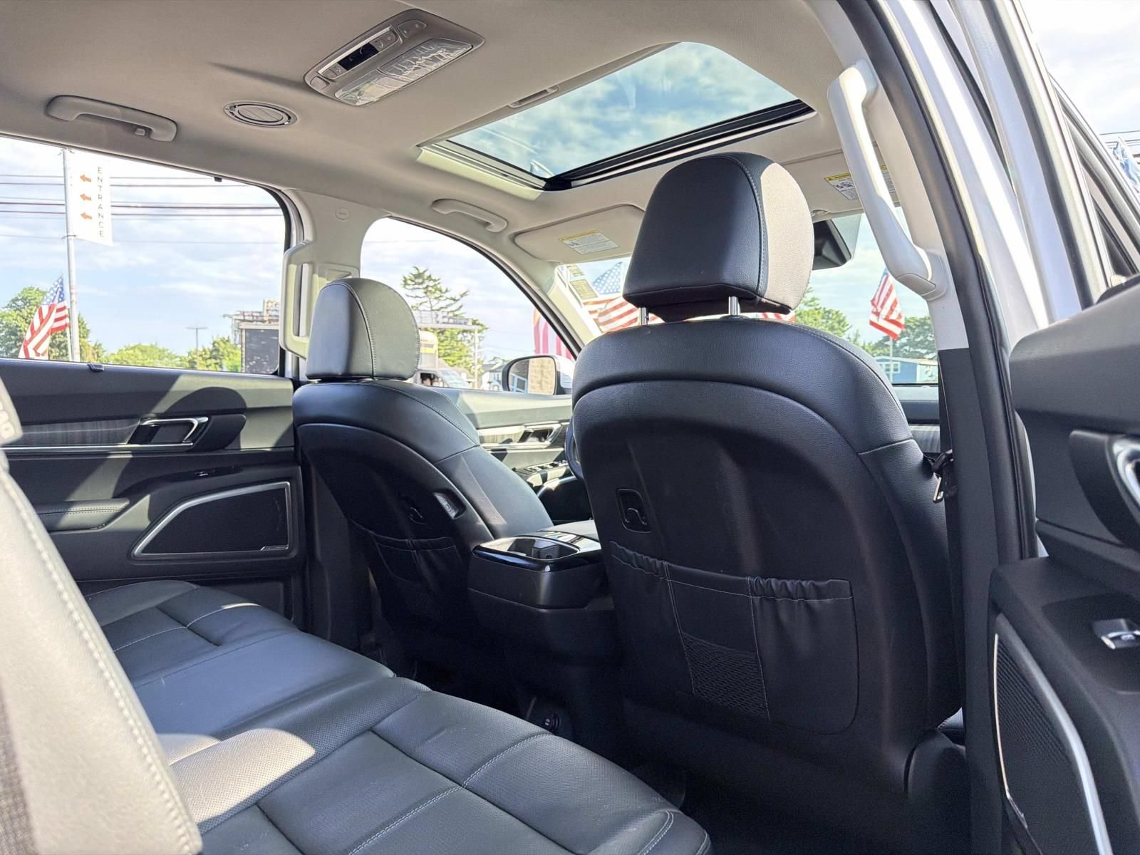Used 2024 Kia Telluride EX AWD/4WD image 14