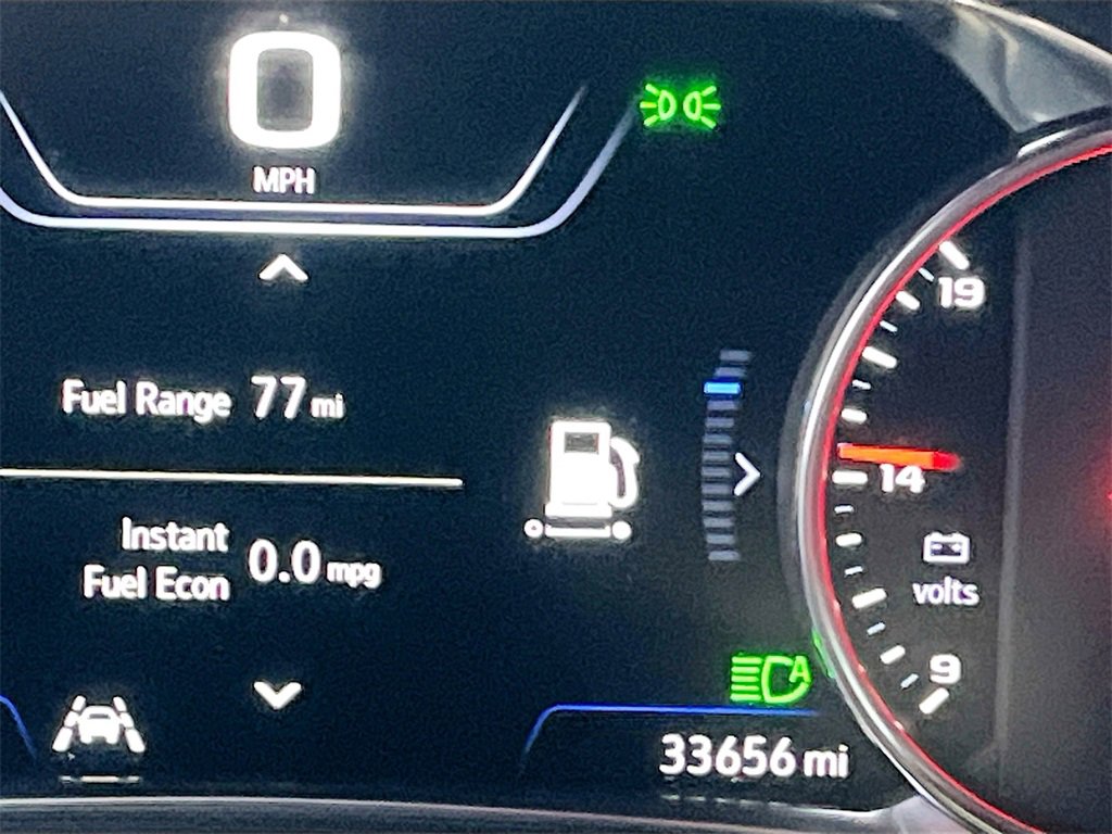 Used 2023 Chevrolet Traverse Premier w/ Redline Edition image 12