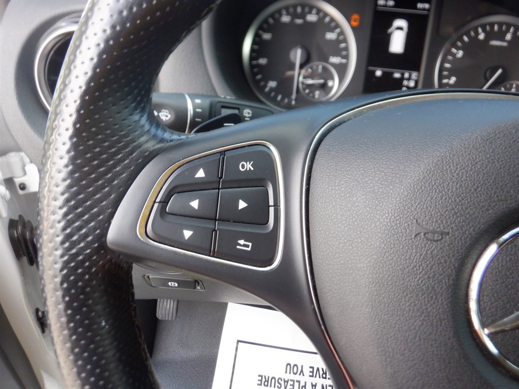Used 2023 Mercedes-Benz Metris image 22