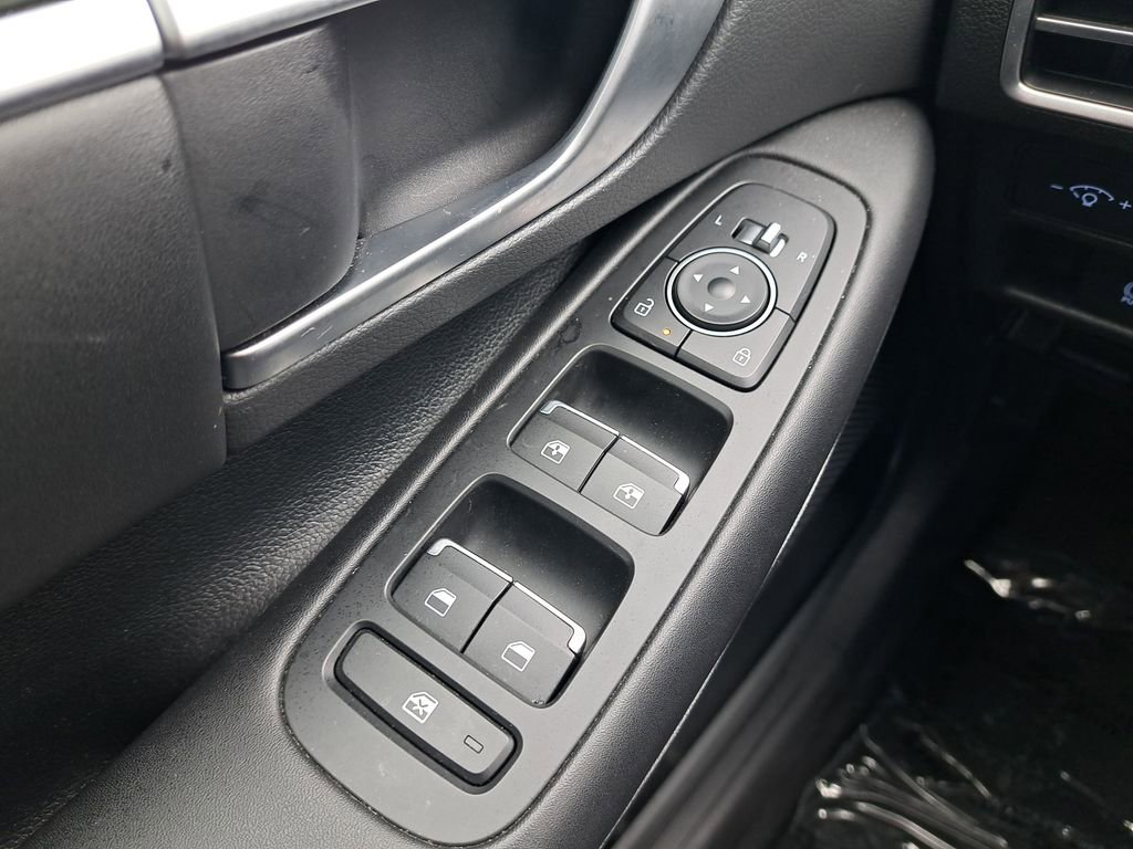 Used 2024 Hyundai Sonata SEL AWD/4WD image 26