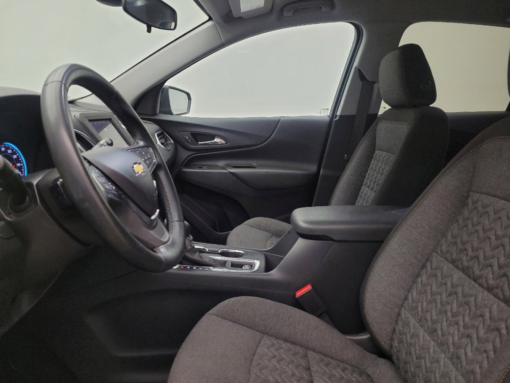 Used 2023 Chevrolet Equinox LT w/ Driver Convenience Package image 17